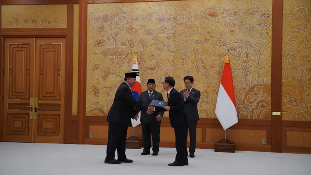 Penandatanganan MoU on the Cooperation in the Field of Offshore Plant Service Industry. (Dok Kemenko Perekonomian)