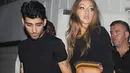 "Aku pernah jatuh cinta. Aku pikir itu jelas. Aku ingin hidup bersaa dia, begitu pula sebaiknya, seperti yang kita semua lakukan," ujar Zayn. (nrj.fr)