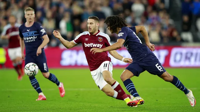 FOTO: Manchester City Tersingkir dari Piala Liga Inggris