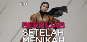 Berhijab merupakan kewajiban bagi wanita muslim. kini semakin banyak selebriti tanah air yang memutuskan untuk berhijab setelah menikah. siapa saja ya mereka? simak video berikut ya..