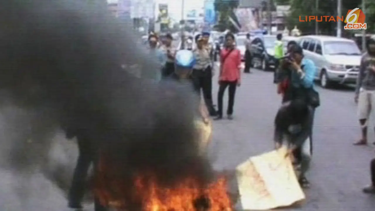 demo-presiden-140224a.jpg