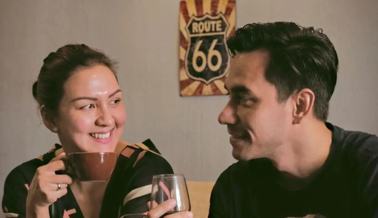 Donna Agnesia dan Darius Sinathrya (Instagram/dagnesia)