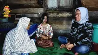 Viral Gadis Tiara Kartika Disebut Anak Kuntilanak, Penampilannya Curi Perhatian (Sumber: YouTube/Karol Inovian)