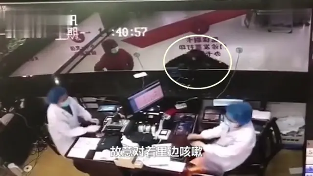 Kehabisan Obat, Pria di Wuhan Ini Lepas Masker dan Batuk ke Arah Perawat