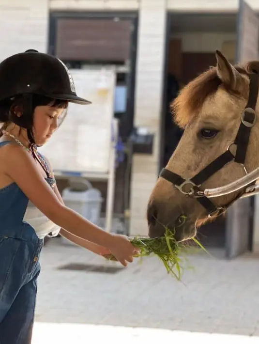 Gempi naik kuda (Instagram/gadiiing)