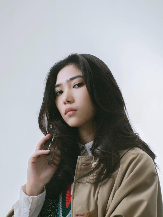 Foto Suami Isyana Sarasvati / Resmi Menikah Hari ini, 7 Fakta Rayhan Maditra, Suami ... / Penasaran kan, seperti apa sosok calon suami isyana?
