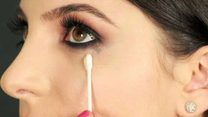 Copyright: (khobsarati)