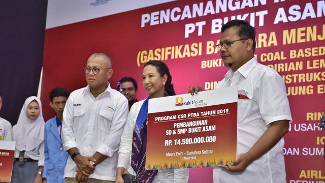 Pencanangan industri hilirisasi batubara di Bukit Asam Coal Based Special Economic Zone (BACBSEZ), Tanjung Enim, pada Minggu (4/3/2019). Dok Kementerian BUMN