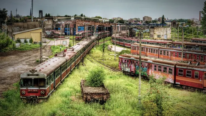 Stasiun Kereta Api Czestochowa, Polandia