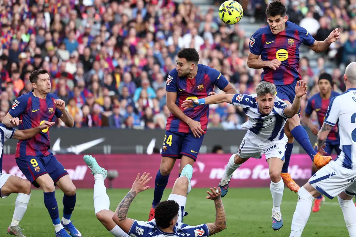 Bungkam Levante 3-0, Barcelona Gusur Real Madrid dari Puncak Klasemen