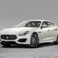 Maserati Quattroporte akhirnya mengalami penyegaran (facelift), sejak pertama kali diluncurkan tiga setengah tahun yang lalu. 