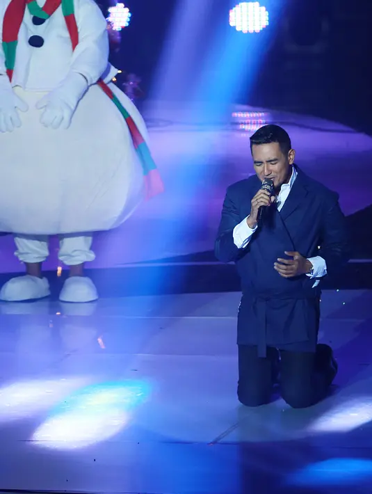 Apa yang dilakukan pelantun ‘Jenuh’ ini memang tidak jauh berbeda dengan dilakukannya pada tahun-tahun sebelumnya, namun tetap saja ia menganggap hal ini sebagai berkah karena bisa berbagi kepada sesama. (Deki Prayoga/Bintang.com)