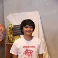 Penyanyi muda nan tampan Calvin Jeremy mengatakan d akan merilis single terbaru pada bulan November 2015 mendatang. (Nurwahyunan/Bintang.com)