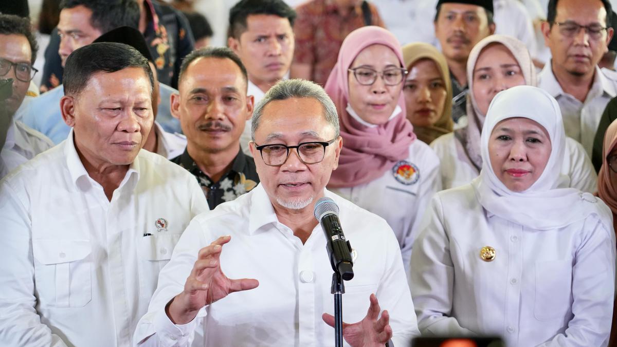 Kebut Pembentukan Kopdes Merah Putih, Menko Zulhas Kumpulkan 7000an Kades dan Lurah Se-Jatim