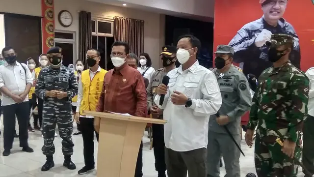 Vaksinasi Massal di Batam, BIN Sasar Pelajar SMP dan SMA. (Foto: Liputan6.com/Ajang Nurdin)