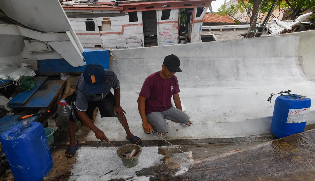 Untuk perahu baru yang dibuat dibutuhkan waktu sekitar tiga sampai enam bulan dengan biaya antara Rp20 juta hingga Rp200 juta tergantung besar kecilnya perahu pesanan. (merdeka.com/Arie Basuki)