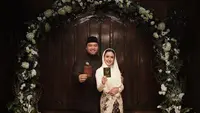 Sempat merahasiakan momen akad nikah, Cita Citata dan Didi Mahardika pun memamerkan foto akad tepat anniversary pernikahan satu tahun. @cita_citata