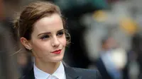 Emma Watson berperan sebagai Hermione Granger dalam kisah Harry Potter