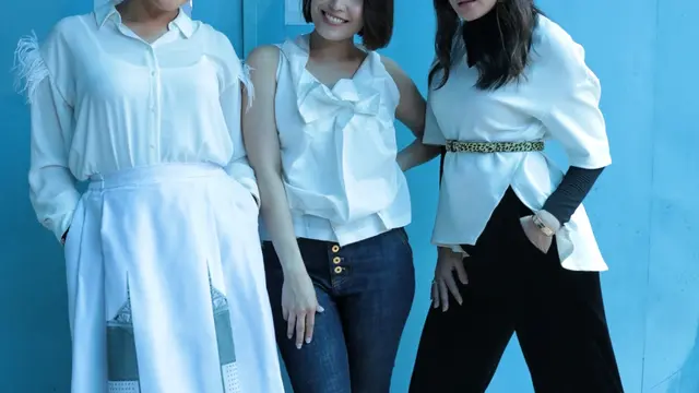 [Bintang] Luna Maya - Ayu Dewi - Melaney Ricardo