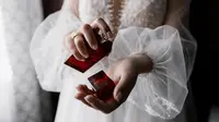 Fragrance Layering: Cara Padukan Aroma Parfum agar Lebih Personal