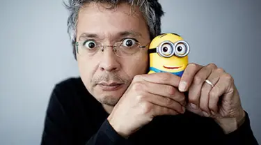 Dibalik aksinya yang lucu, Minions memiliki bahasa sendiri. Bahasa itu dibuat oleh sang sutradara, Pierre Coffin dengan campuran berbagai bahasa yang dia sukai, seperti Spanyol, Italia, Inggris, Yunani dan tentu saja Bahasa Indonesia.