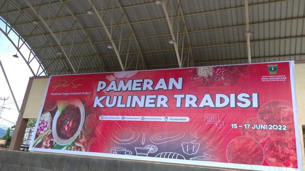 Pasar Seni Payakumbuh hadirkan ragam kuliner Minangkabau nan legendaris. (Liputan6.com/ ist)
