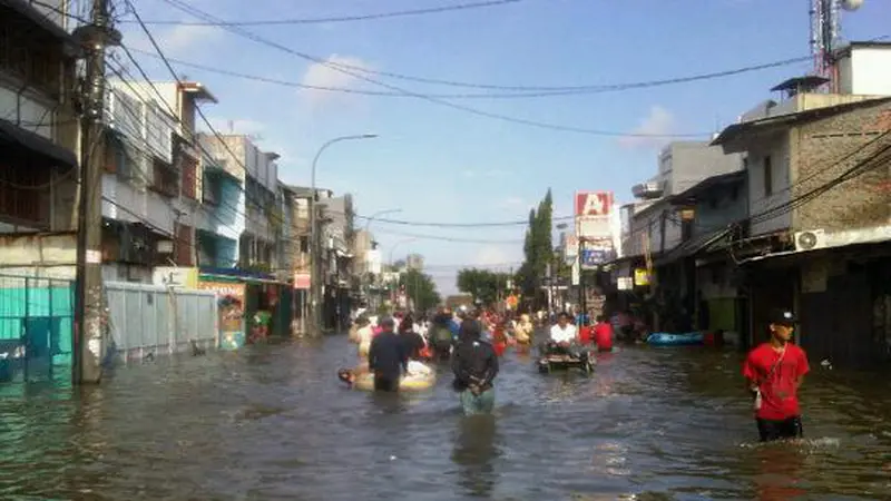 Cek Titik Banjir di Jakarta Sore Ini