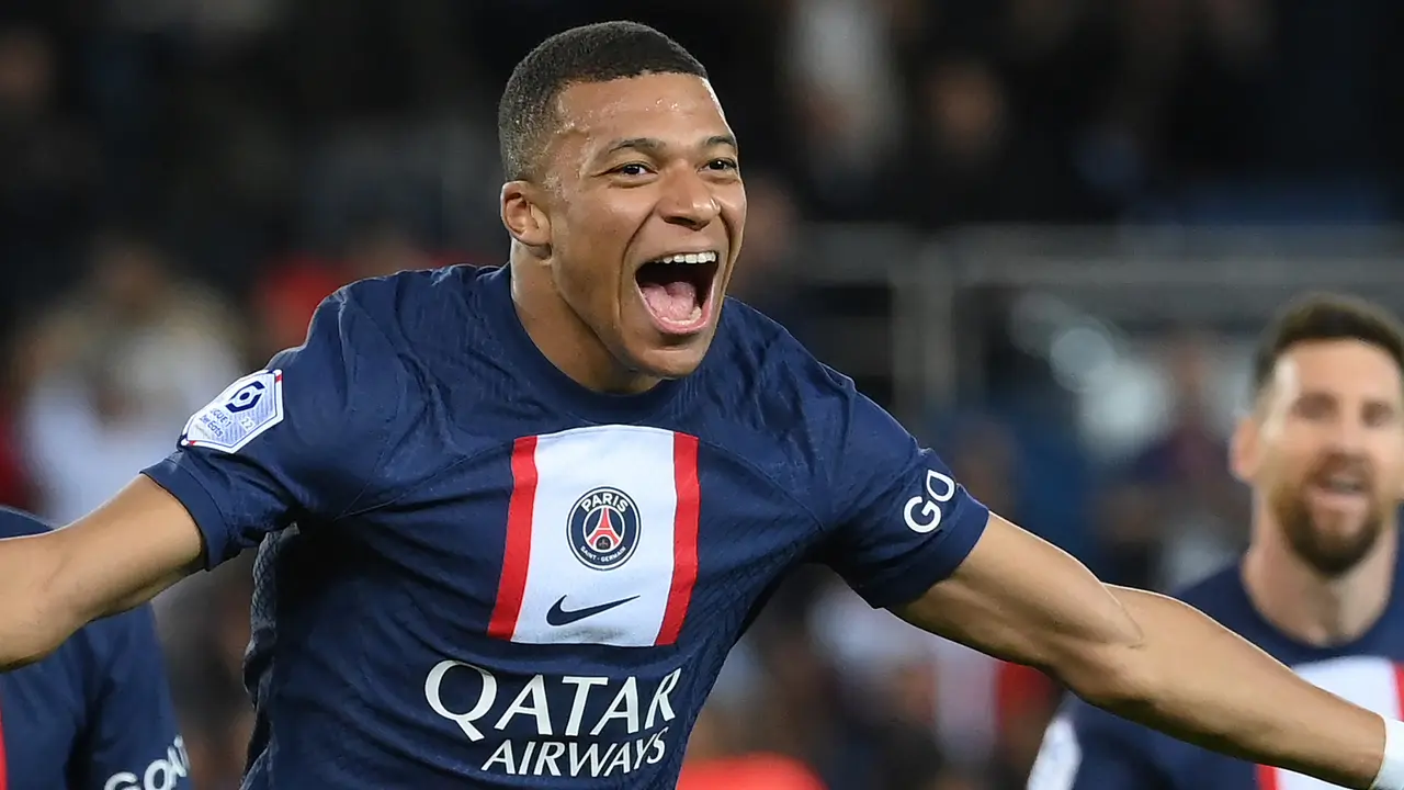 Foto: Daftar 5 Raja Hattrick di Liga Top Eropa Tahun 2022, Kylian Mbappe Paling Gacor