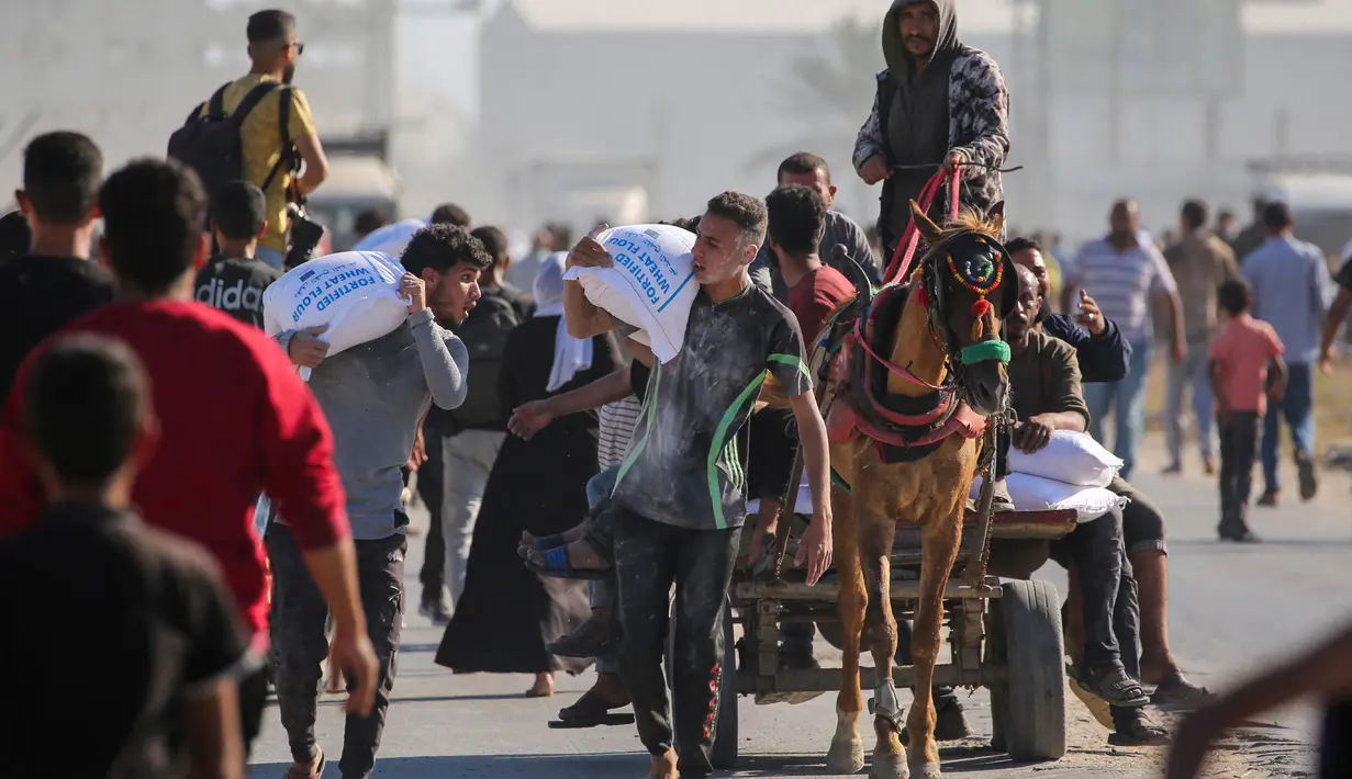 Mereka menuding Israel telah mengeksploitasi bantuan kemanusiaan untuk kepentingan politik dan mengejar strategi kelaparan sistematis. (Eyad BABA/AFP)