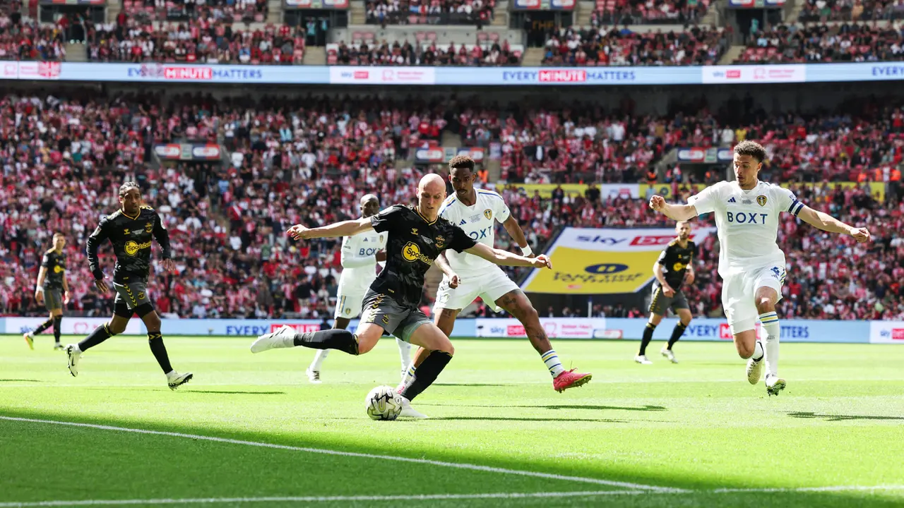 Leeds United Vs Southampton di play-off promosi ke Premier League 2024/2025