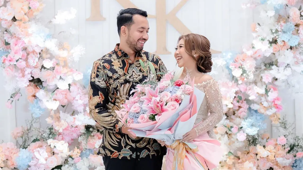 Lamaran Kiky Saputri dan M Khairi