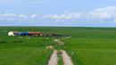 Foto pada 28 Juni 2020 menunjukkan pemandangan sebuah padang rumput di Prefektur Xilingol, Daerah Otonom Mongolia Dalam, China utara. Sejauh ini, tingkat vegetasi padang rumput dan cakupan hutan di daerah tersebut masing-masing telah mencapai 44 persen dan 22,1 persen. (Xinhua/Jia Lijun)
