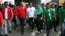 Ketum TMP, Maruarar Sirait, Wali Kota Bandung Ridwan Kamil dan Direktur Wahid Foundation Yenny Wahid saatmenghadiri acara Kirab Kebangsaan 'Bersatu Kita Teguh' Subang, Jawa Barat, Sabtu (4/3). (LIputan6.com/Johan Tallo)