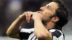 Selebrasi striker Juventus Alessandro Del Piero di laga lanjutan Serie A melawan Lecce di Olimpico Turin, 17 Oktober 2010. Juve unggul 4-0. Del Piero menyamai rekor 178 gol Giampiero Boniperti. AFP PHOTO / OLIVIER MORIN 