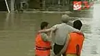 Setelah menewaskan tiga orang, Topan Chantu membuat ribuan warga Cina terpaksa dievakuasi. Topan yang menyebabkan banjir berakibat pada runtuhnya rumah warga. 