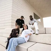 Gaya berpakaian yang baik dapat memengaruhi kepercayaan diri kita. (Foto: Pexels/Lucas Toyes)