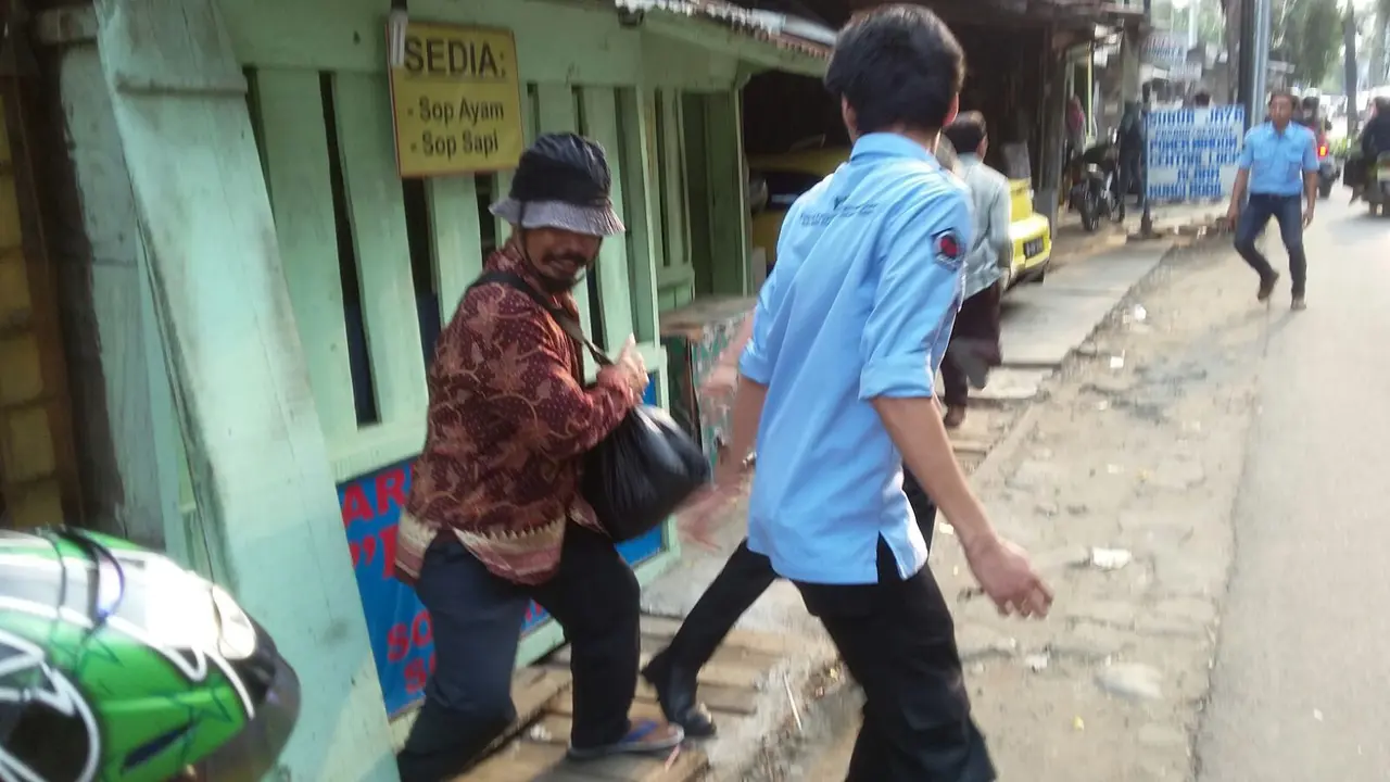 20151126 - pengemis kedoya