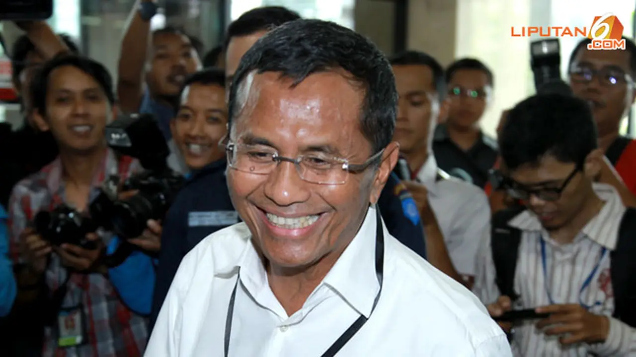 dahlan-minta-guru130512b.jpg