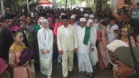 Pasangan Ridwan Kamil - Uu Ruzhanul Ulum mendaftar ke KPUD Jabar (Liputan6.com/ Kukuh Saokani)