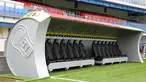 Sebuah bangku cadangan pemain milik klub Victoria Plzen yang berbentuk kaleng bir raksasa di Stadion Mesta Plzne, Republik Ceko, 26 Juli 2017. Terdapat 14 kursi di dalam bangku cadangan berbentuk bir tersebut. (Martin Skala/FC Viktoria Plzen via AP)