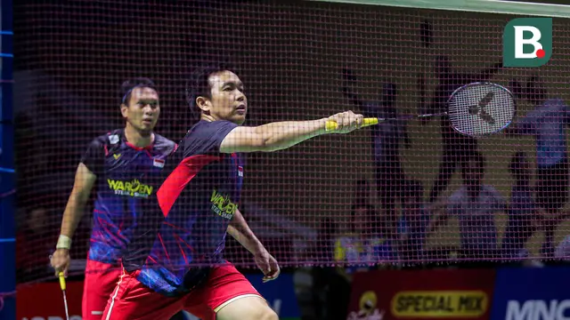 Foto: Sempat Pegang Kendali Permainan, Ahsan/Hendra Malah Kena Comeback Pasangan China di Indonesia Open 2024