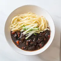 ilustrasi jajangmyeon/gowithstock/Shutterstock