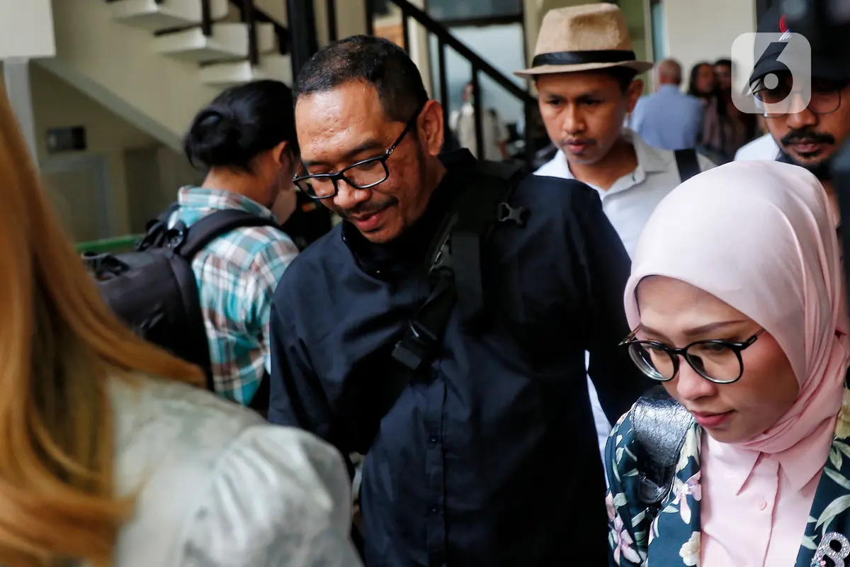 Ayah David Ozora, Jonathan Latumahina