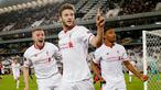 Ekspresi pemain Liverpool, Adam Lallana (tengah), setelah mencetak gol ke gawang Bordeaux dalam laga Grup B Liga Europa di Bordeaux, Jumat (18/9/2015) dini hari WIB. (Action Images via Reuters/Lee Smith)