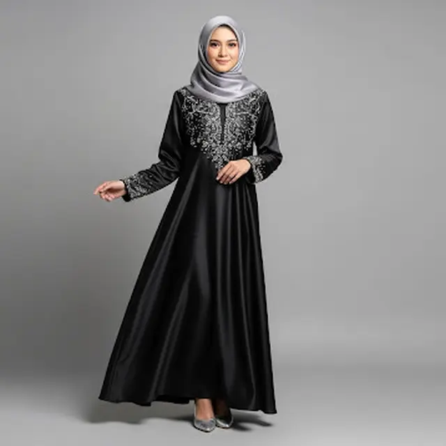 Gamis Hitam Satin dengan Sentuhan Beads
