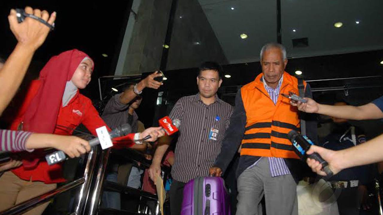 Inilah Wajah Bupati Biak yang Tertangkap Tangan KPK