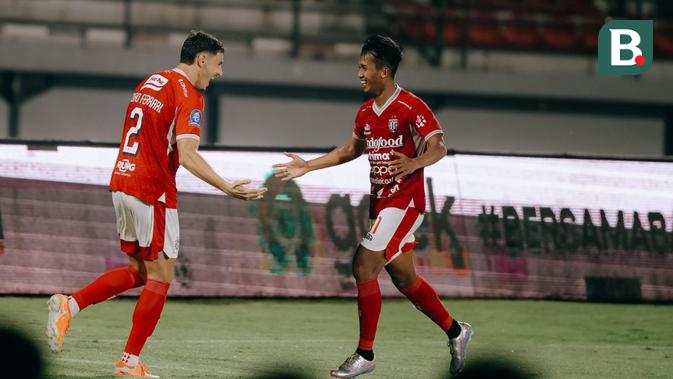 Bali United vs PSBS Biak