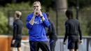 Pelatih interim, Timnas Belanda, Dwight Lodeweges, saat memimpin sesi latihan jelang laga UEFA Nations League di Zeist, Belanda, Selasa (1/9/2020). Belanda akan berhadapan dengan Polandia. (Photo by Koen van Weel / ANP / AFP)