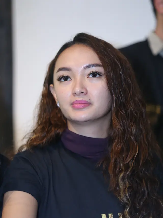 [Fimela] Zaskia Gotik