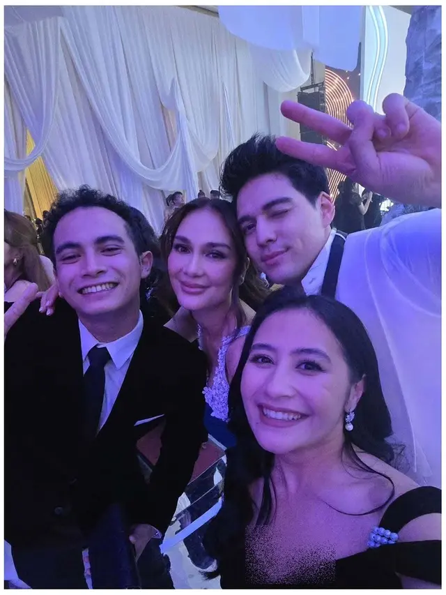 6 Gaya Prilly Latuconsina Pakai Dress Hitam di Resepsi Luna-Maxime, Gandeng Kekasih